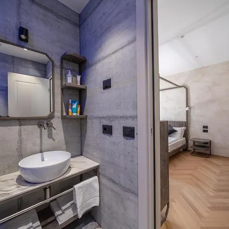 Sea Garden & 4* Grado