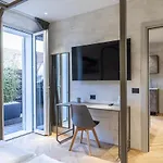 Bed & Breakfast Sea Garden &