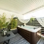 Sea Garden &
